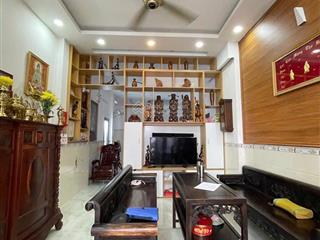 Bán căn nhà đẹp 4 tầng, hẻm rộng thoáng, bùi văn ba, quận 7, ngay kcx tân thuận, chỉ nhỉnh 4 tỷ
