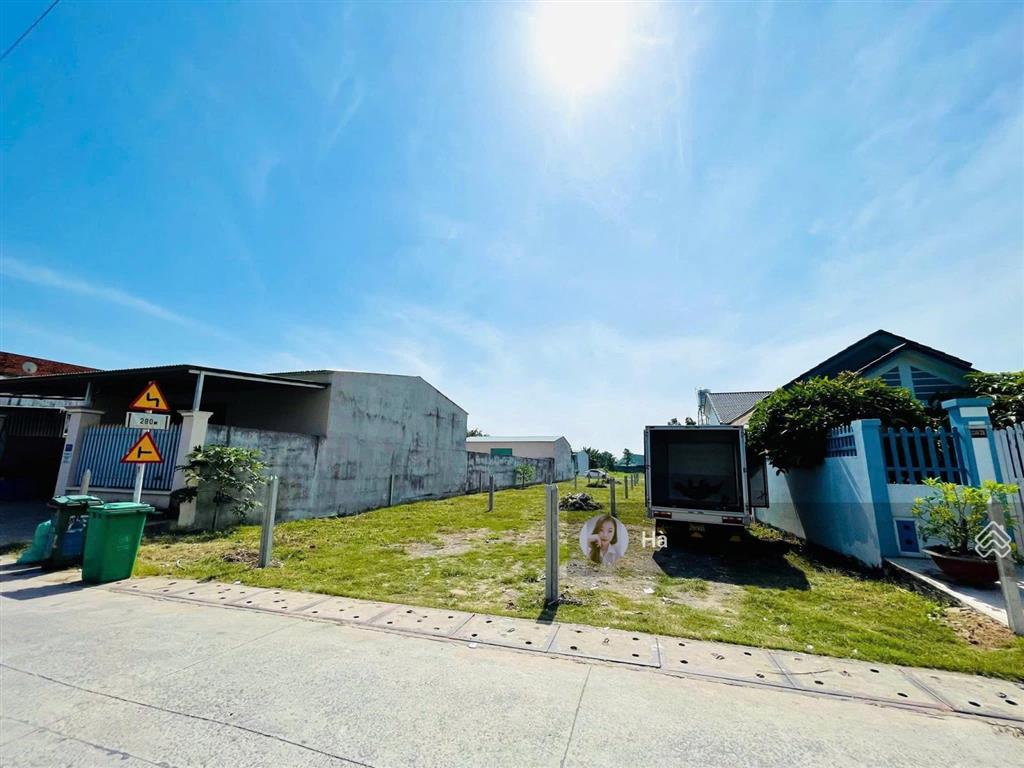 Bán lỗ 131m2 mặt tiền đường xe tải đường 361 ngay trung tâm củ chi