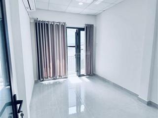 Bán nhà quận 1 mới ở ngay  3 tầng 2 pn sẵn nội thất chỉ 3 tỷ x thương lượng