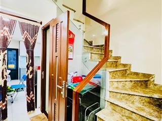 Gấp bán nhà quận 1 nguyễn cảnh chân  5 tầng 6 pn  ô tô cách 3 bước  nhỉnh 8 tỷ x thương lượng