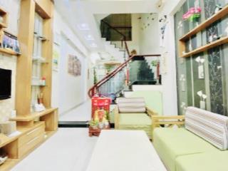 Gấp bán nhà 2 mt hẻm 343 tô hiến thành quận 10 51m2 ngang 3m6 5 tầng 4 pn  chỉ 7 tỷ 99