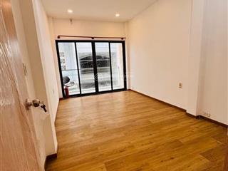Nhà bán hxh đường 3 tháng 2 quận 10 39m2 3 tầng 4 pn  chỉ 8 tỷ 1 thương lượng