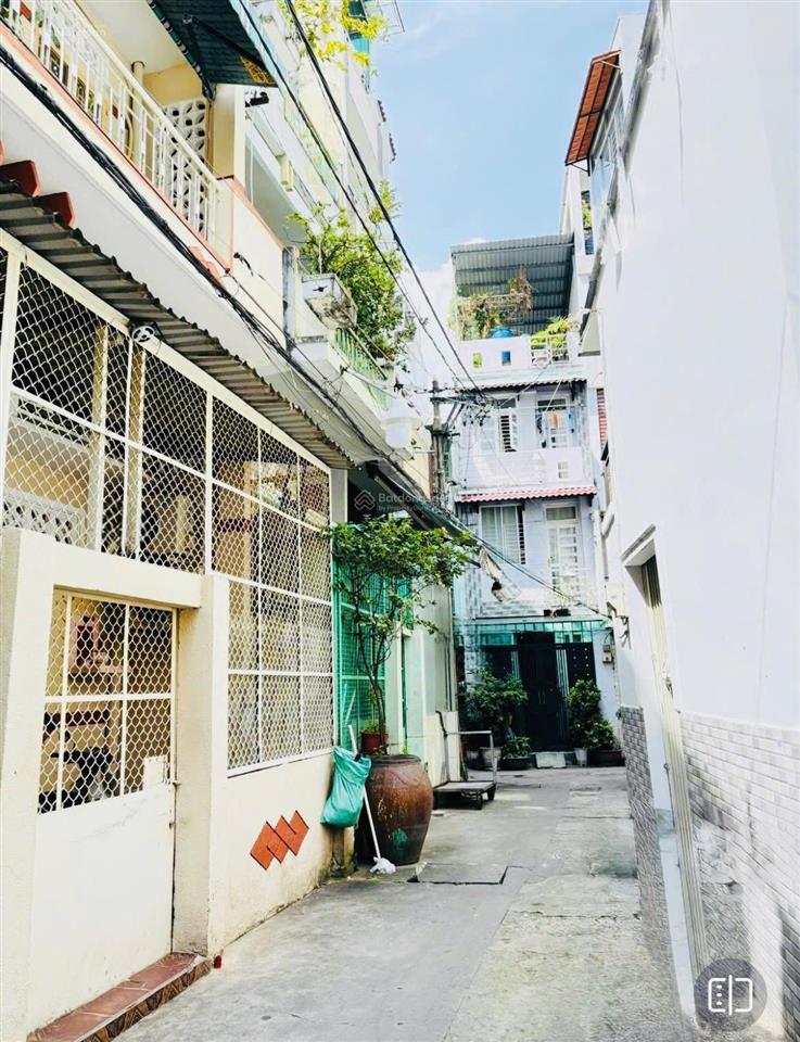 Hxh cách 15m ngô quyền quận 10 38m2 ngang 3m5 3 tẩng  sơn lại là đẹp  chỉ 7 tỷ 1