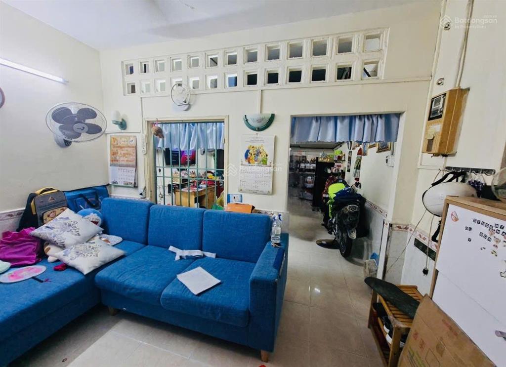 Hxh thông lô góc thành thái quận 10  39.5 m2 ( 3.67 x 10.8 )  1 đời chủ  8 tỷ 4