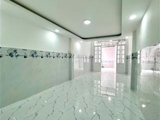 Bán gấp nhà tân bình, 54.3m2, 2 tầng, chỉ 4,25 tỷ thương lượng chính chủ