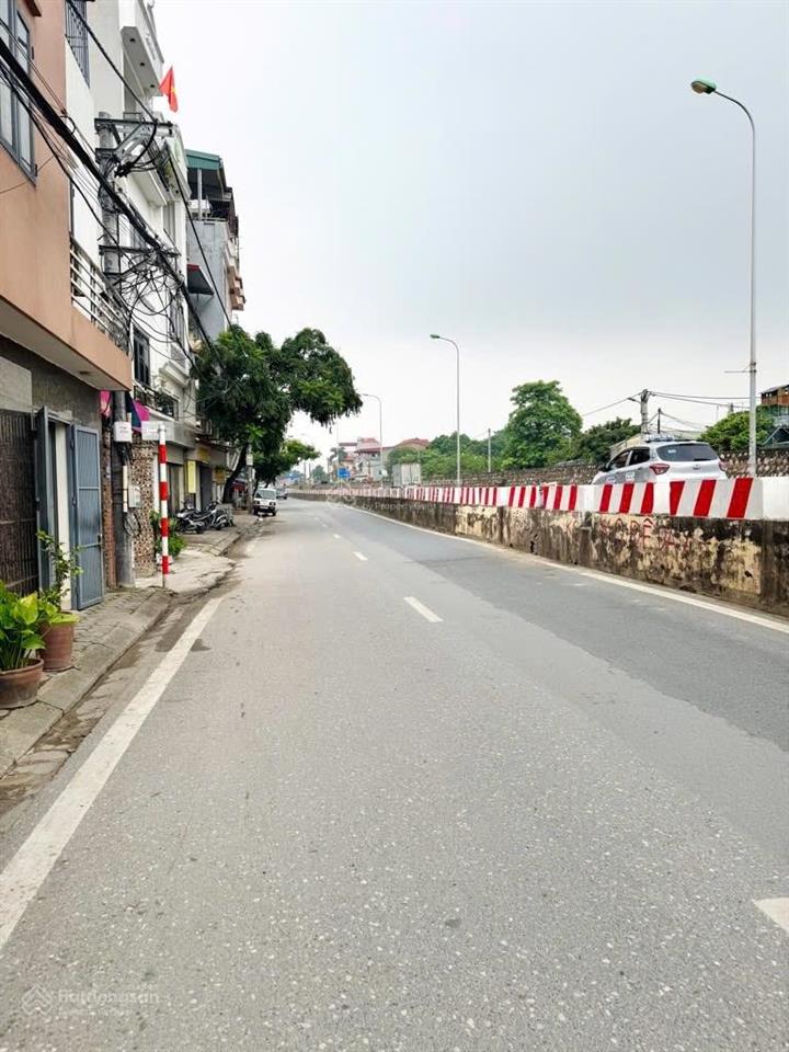 Bán nhà đông ngạc mặt tiền rộng 83m/3 tầng giá 21 tỷ(đtl202551)