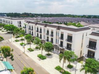 Nhà phố vườn, nằm trên mặt tiền đường 30m cách ql13 chỉ 5p, dt 100m2, giá 2,1tỷ đã có shr