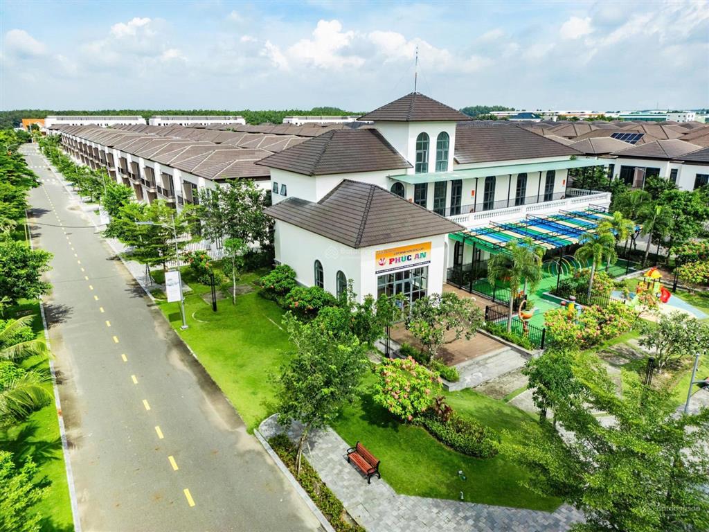 Cần bán nhanh nhà phố vườn quốc lộ 13, 1trệt 1lầu, 5x20m. giá 2,1tỷ công chứng ngay