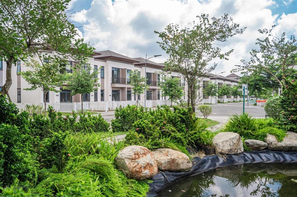 Cần bán nhanh nhà phố vườn quốc lộ 13, 1trệt 1lầu, 5x20m. giá 2,1tỷ công chứng ngay