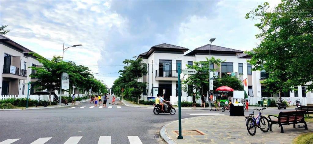 Cần bán nhanh nhà phố vườn quốc lộ 13, 1trệt 1lầu, 5x20m. giá 2,1tỷ công chứng ngay