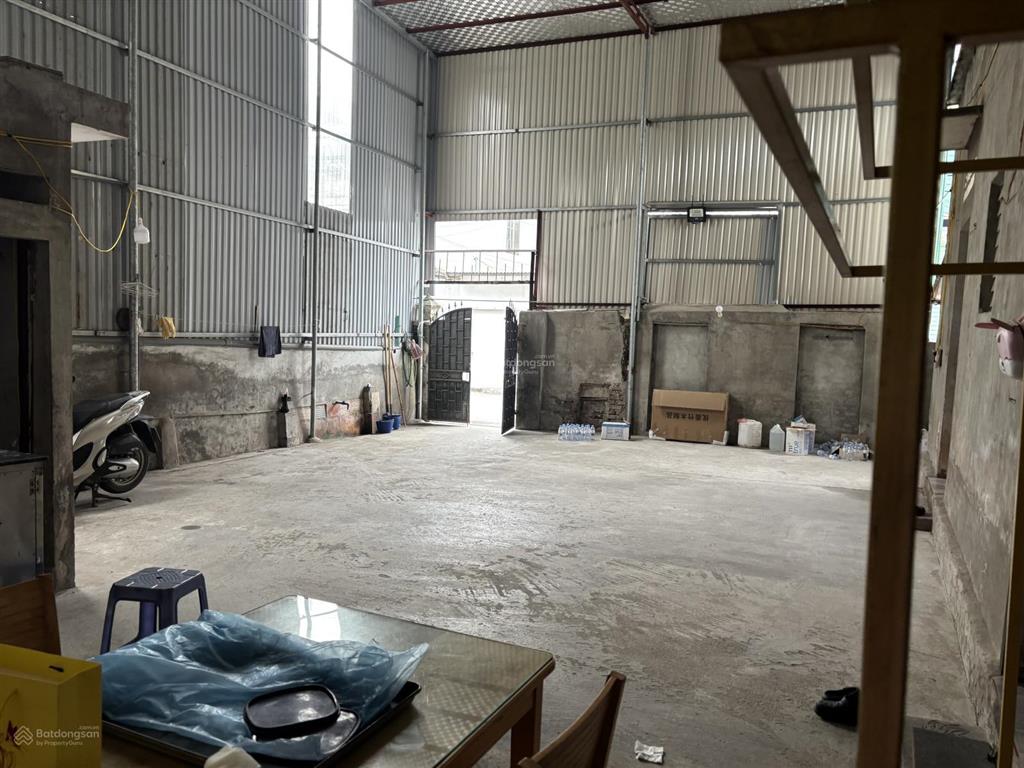 Cho thuê kho, xưởng tại vĩnh trung, xã ngọc hồi, hà nội giá thuê 9 triệu, 142m2.  0911 423 ***
