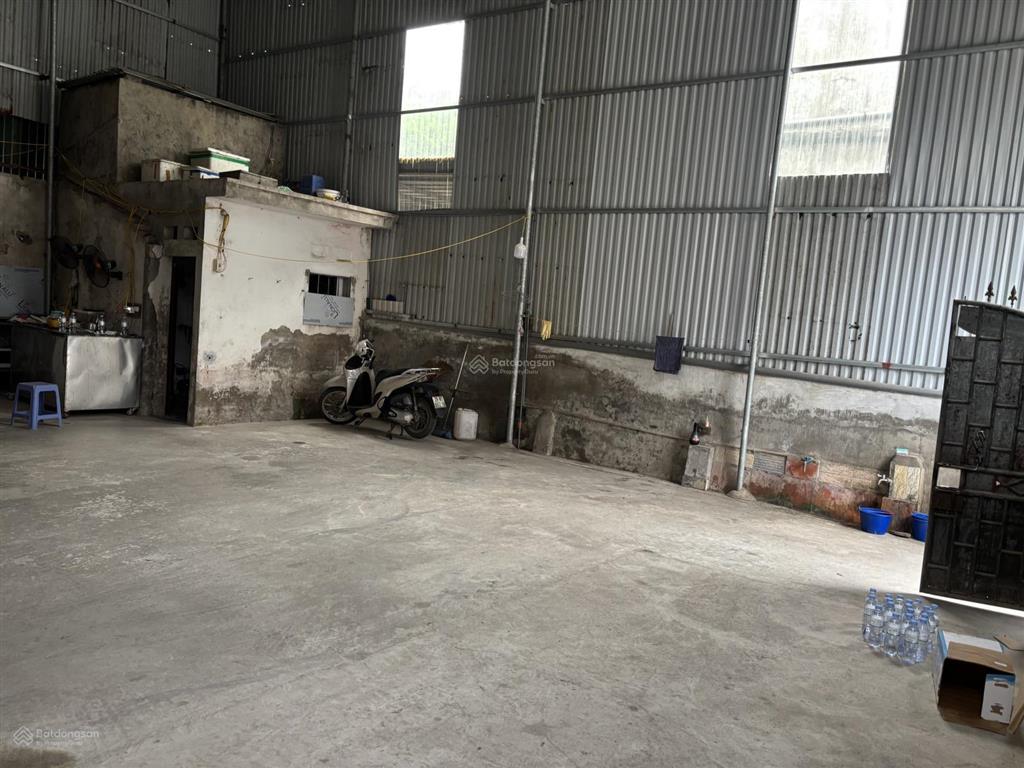 Cho thuê kho, xưởng tại vĩnh trung, xã ngọc hồi, hà nội giá thuê 9 triệu, 142m2.  0911 423 ***