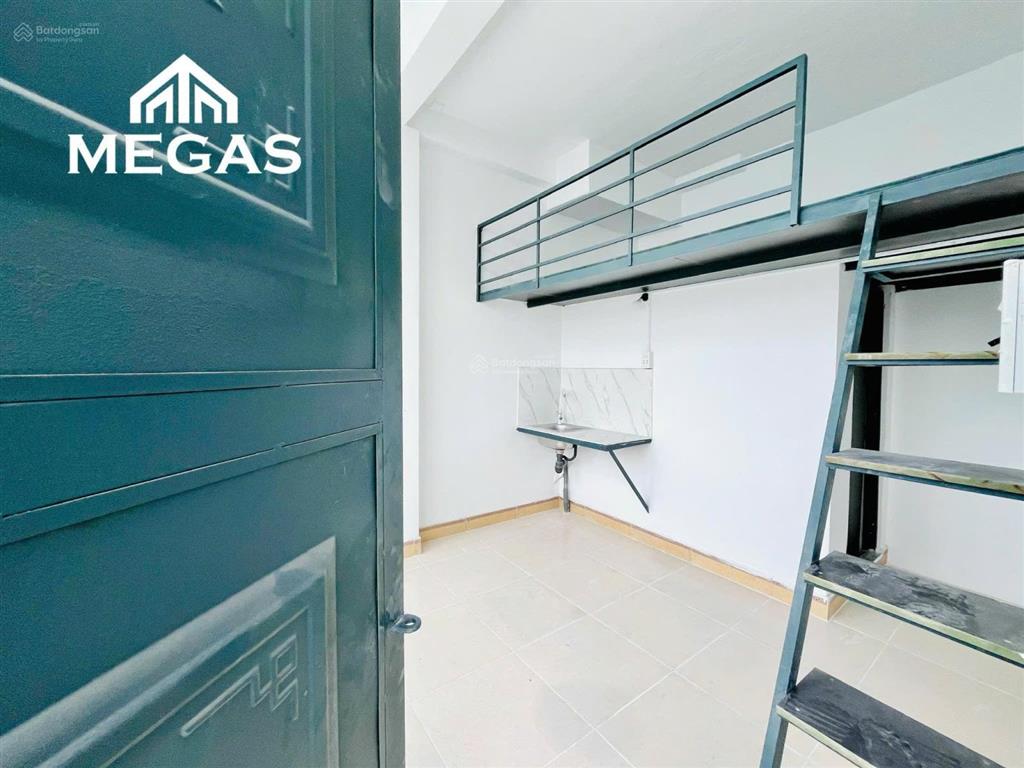 Khai trương giảm giá nửa tiền phòng cho khách thuê trong tháng