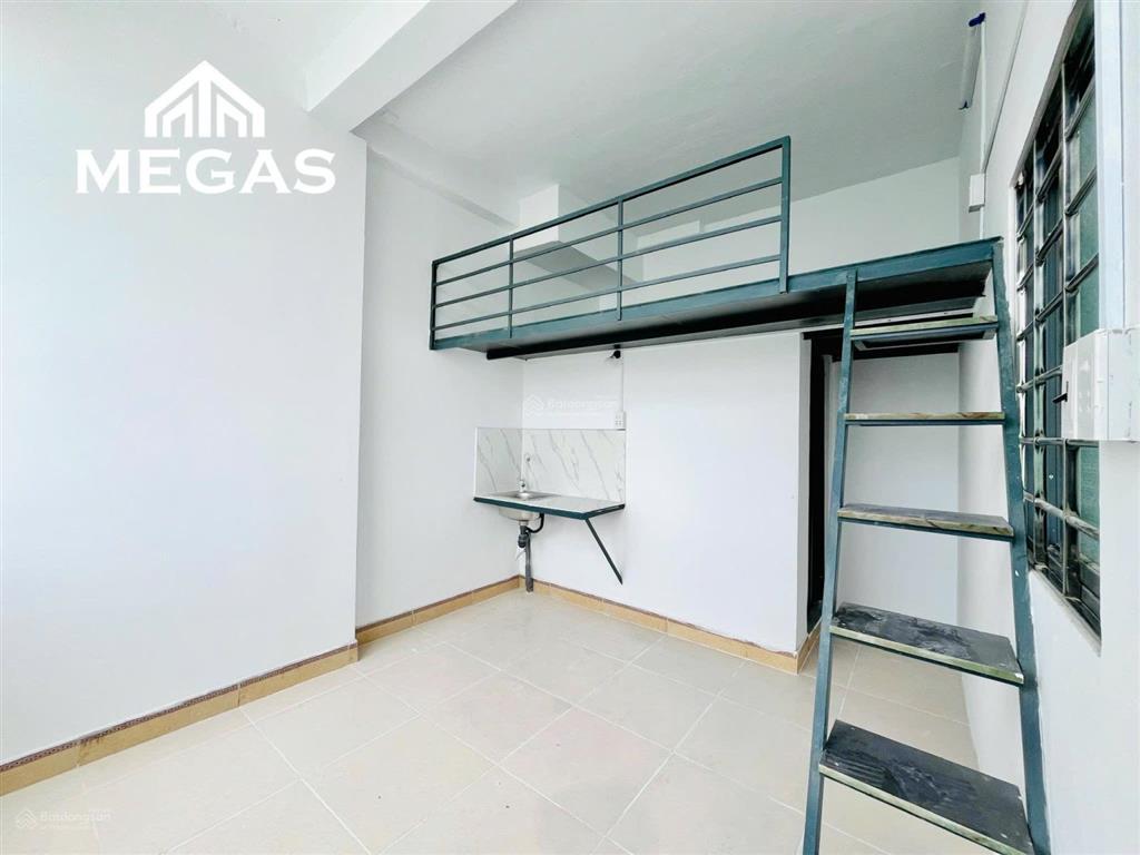 Khai trương giảm giá nửa tiền phòng cho khách thuê trong tháng