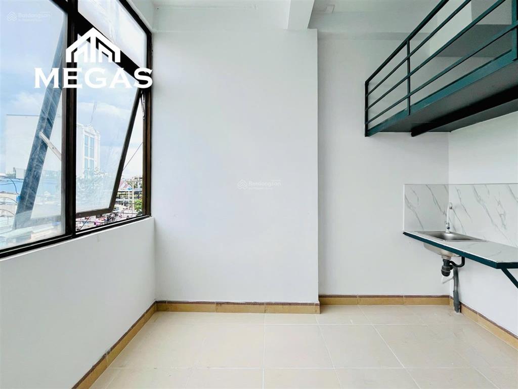 Khai trương giảm giá nửa tiền phòng cho khách thuê trong tháng