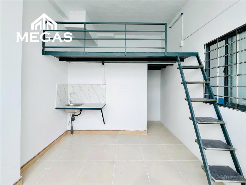 Khai trương giảm giá nửa tiền phòng cho khách thuê trong tháng