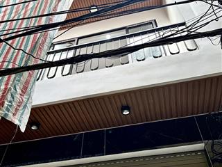 Nhà 4 tầng mặt ngõ phố tôn đức thắng  tô hiệu, cách mặt đường chỉ đúng 20m