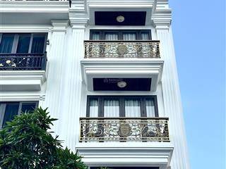Nhà 5 tầng thang máy tuyến 2 đường lê hồng phong  đường phân lô 15m có vỉa hè