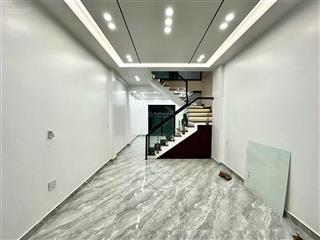 Nhà 4 tầng mặt ngõ tô hiệu  tôn đức thắng, cách mặt đường chỉ 10m, buôn bán nhỏ lẻ đẹp