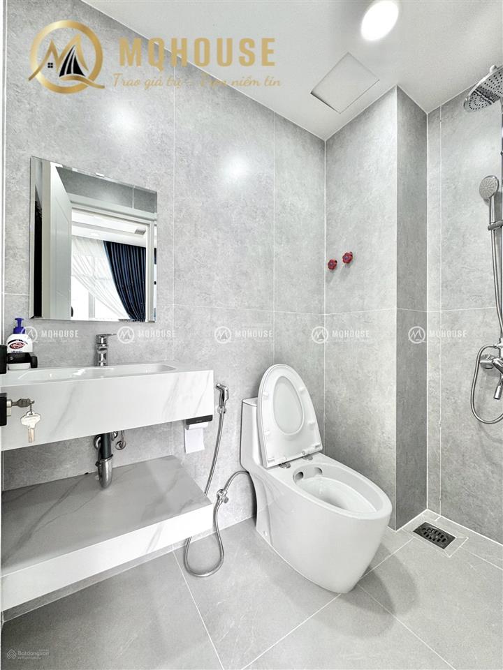 Cho thuê căn hộ studio  ban công đối diện etown cộng hoà  nhà ga t3  hoàng hoa thám