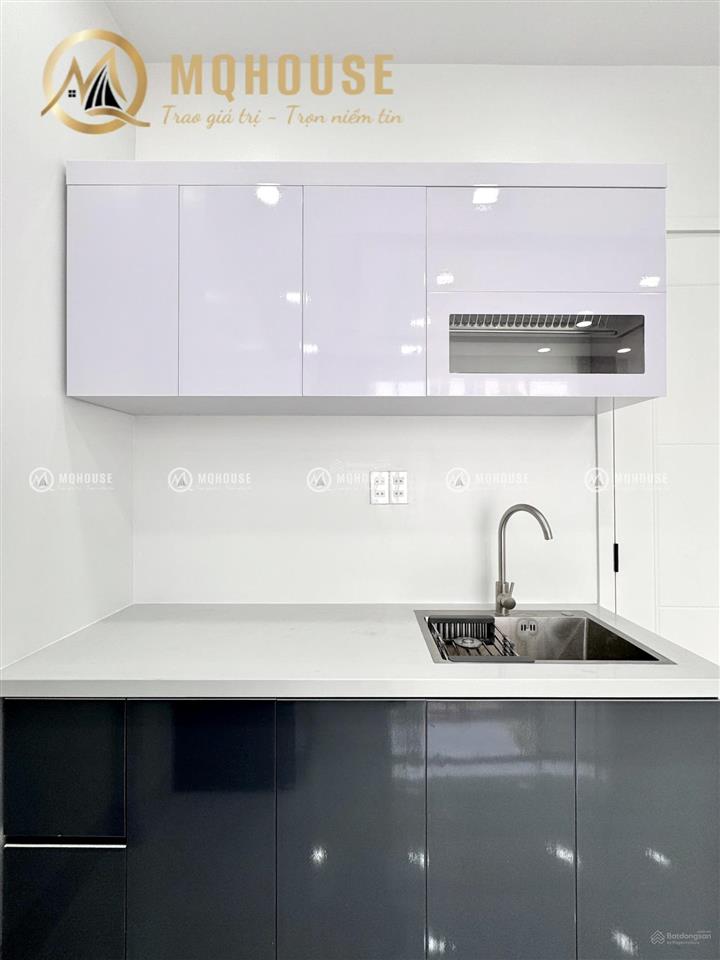 Cho thuê căn hộ studio  ban công đối diện etown cộng hoà  nhà ga t3  hoàng hoa thám