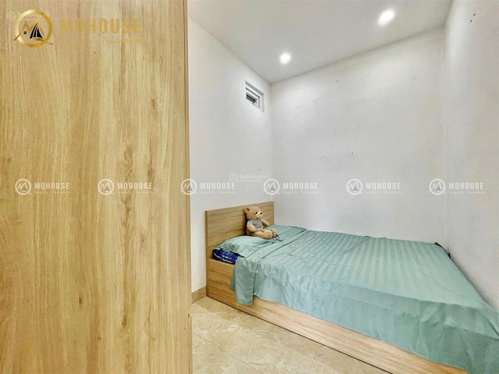 Cho thuê căn hộ 2pn  ban công cực thoáng ngay khu hoàng hoa thám  cộng hoà  etown, đh greenwich