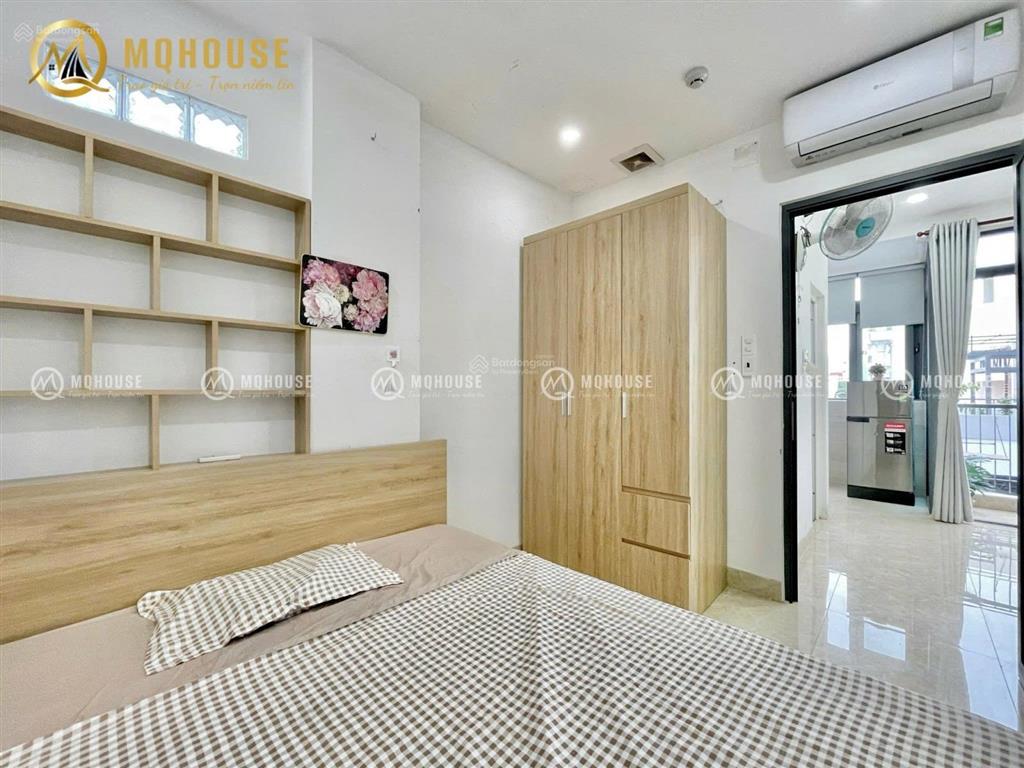 Cho thuê căn hộ 2pn  ban công cực thoáng ngay khu hoàng hoa thám  cộng hoà  etown, đh greenwich