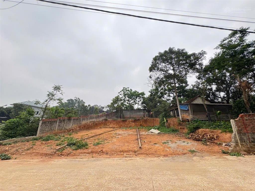 Đất giá đầu tư gần 3 khu công nghiệp,đường thông ôtô tránh,gần uỷ ban,trường,chợ,127m,mt 5m590tr