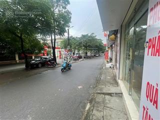 Bán nhà cầu diễn bắc từ liêm dt 76m x 7t x mt 4,2m giá 20 tỷ có thương lượng