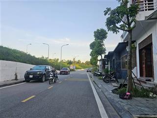 Bán đất đê vàng phúc lợi long biên dt 106m x đất x mt 6,2m gía 11 tỷ có thương lượng