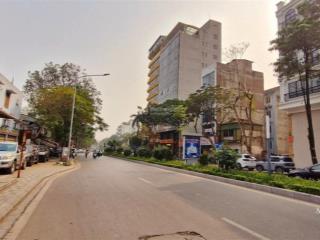 Bán nhà mp lạc long quân tây hồ dt 166m x c4 x mt 6m giá 90 tỷ có thương lượng