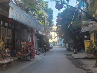 Bán đất đường lụa hà đông dt 30m x đất x mt 3.2m giá 7,2 tỷ có thương lượng