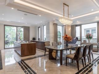 Siêu phẩm biệt thự geleximco 300m2, mt 28m lô góc, trục chính ô tô kinh doanh giá rẻ 38.5 tỷ