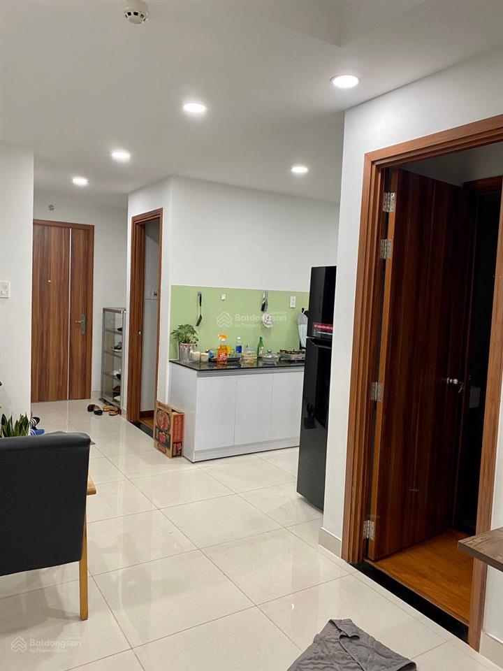 Cho thuê căn hộ samsora 57m2 ,2pn, 2wc giá thuê 5tr/tháng, nội thất cơ bản