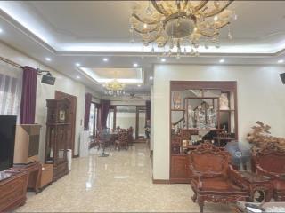 Đáng sở hữu  biệt thự 176m2  rẻ  chất  có barrier và bảo vệ riêng  35 tỷ