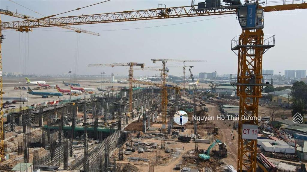 Giảm mạnh 13 tỷ bán gấp lô đất hiếm hoi 12.1x35.6m, nở hậu. 437m2 đất  đường bình giã  thật 100%