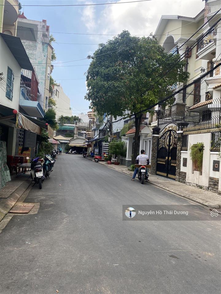 Giảm mạnh 13 tỷ bán gấp lô đất hiếm hoi 12.1x35.6m, nở hậu. 437m2 đất  đường bình giã  thật 100%