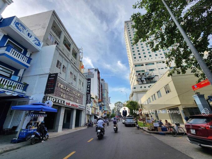 Hạ 5 tỷ, siêu hiếm! đối diện ks windsor 5 sao  8,4x24m vuông vức, 75 tỷ, chỉ tiêu xây mới 8 tầng