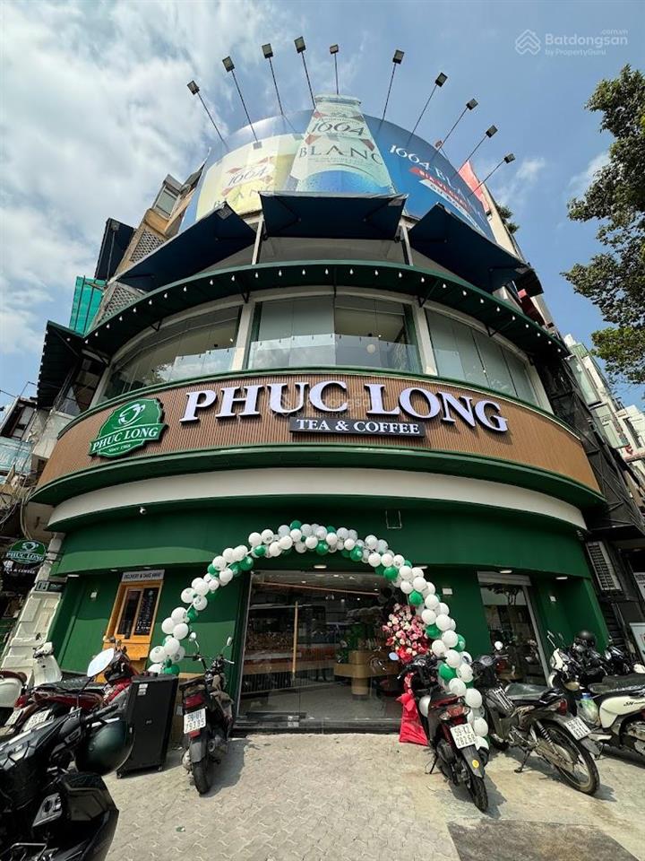 Cho thuê nhà góc 2mt nguyễn thái học, quận 1. dt 10x30m. 1 trệt 4 lầu, dtsd 1.200m2