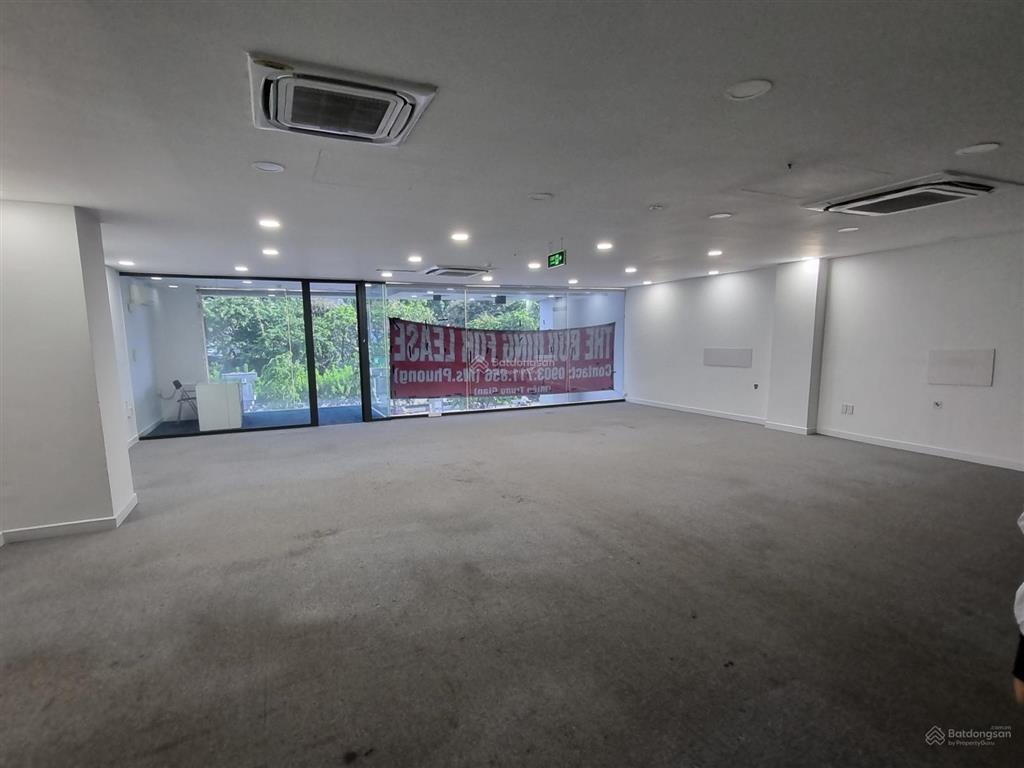 Cho thuê nhà mặt tiền võ văn tần, quận 3. dt 8x25m, 1 hầm trệt 6 lầu, dtsd 1.600m2