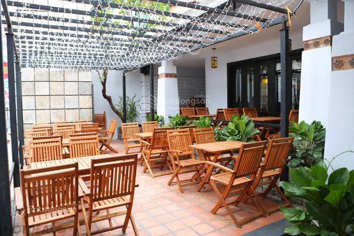 Cho thuê nhà mặt tiền tú xương, quận 3. dt 15x30m. 1 trệt 1 lầu. dtsd 1.200m2