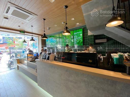 Cho thuê nhà góc 2mt phan bội châu, q1. dt 12x20m, 1 trệt 3 lầu, dtsd 800m2