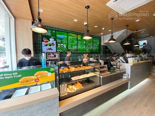 Cho thuê nhà góc 2mt phan bội châu, q1. dt 12x20m, 1 trệt 3 lầu, dtsd 800m2