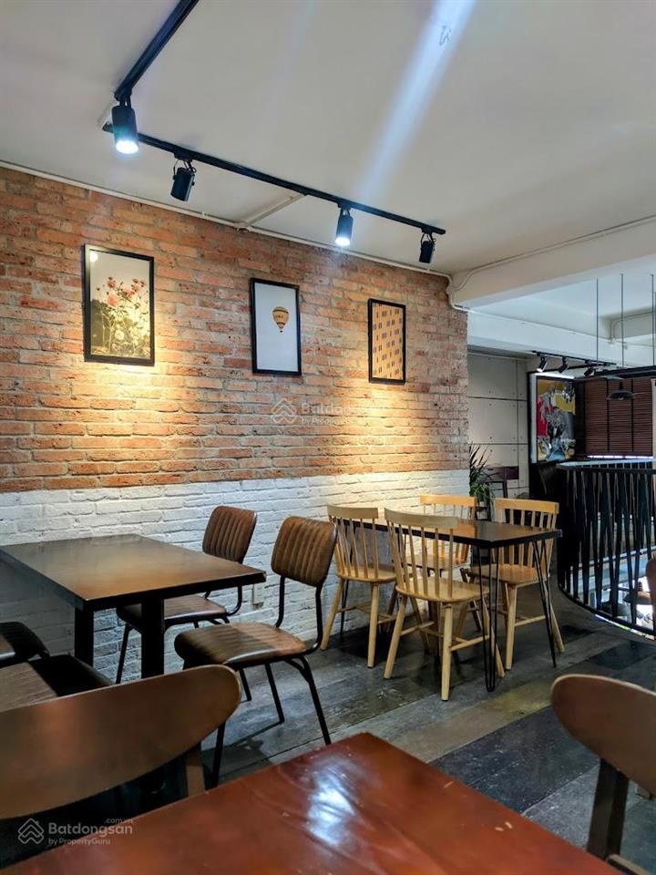 Cho thuê nhà góc 2mt đường sư vạn hạnh, quận 10. dt 15x25m. trệt 3 lầu