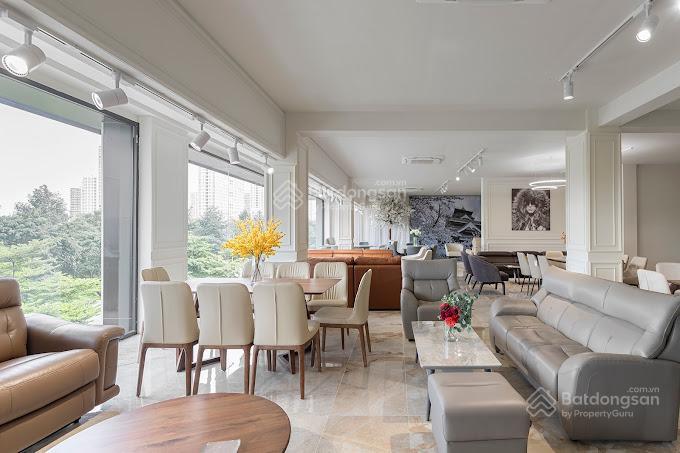 Cho thuê nhà mặt tiền nguyễn văn linh, phường tân phong, quận 7. dt 12x25m. trệt 2 lầu