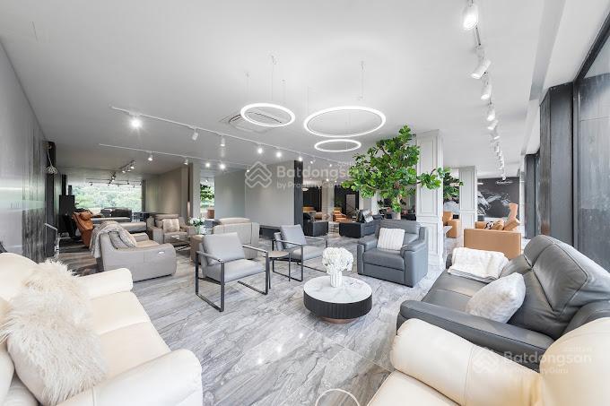 Cho thuê nhà mặt tiền nguyễn văn linh, phường tân phong, quận 7. dt 12x25m. trệt 2 lầu