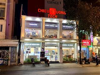 Cho thuê nhà mt đường hai bà trưng, đa kao, quận 1. dt 9x15m. 1 trệt 1 lầu
