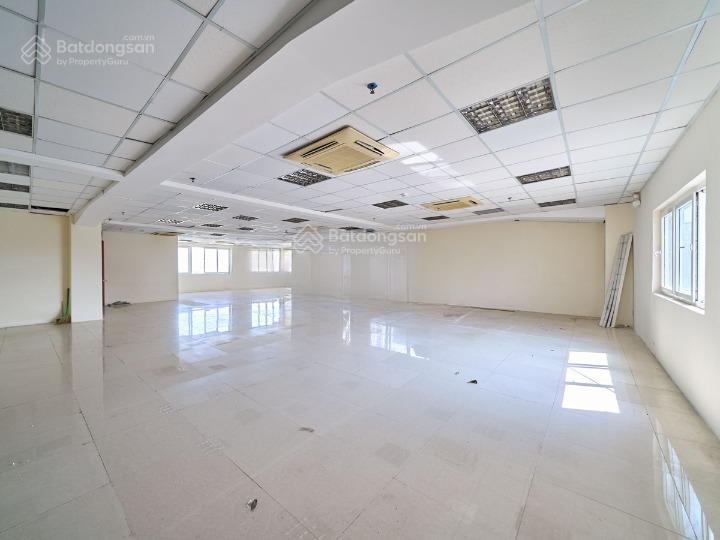 Cho thuê tòa nhà nguyễn trãi, phường bến thành, quận 1. dt 30x35m. 2 hầm, 11 lầu, thang máy