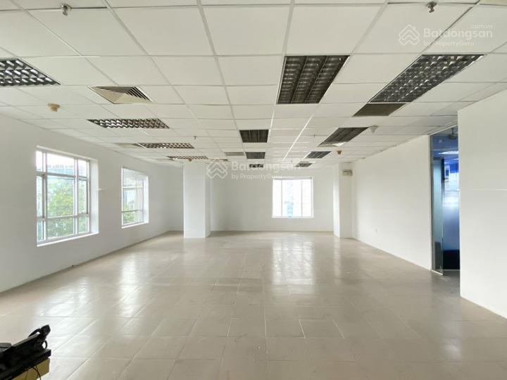 Cho thuê tòa nhà đường hồ xuân hương, phường 6, quận 3. dt 17x20m. hầm trệt 7 lầu thang máy