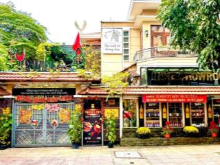 Cho thuê nhà mặt tiền nguyễn thị diệu, phường võ thị sáu, quận 3 dt 12,6x18m. trệt lửng 2 lầu